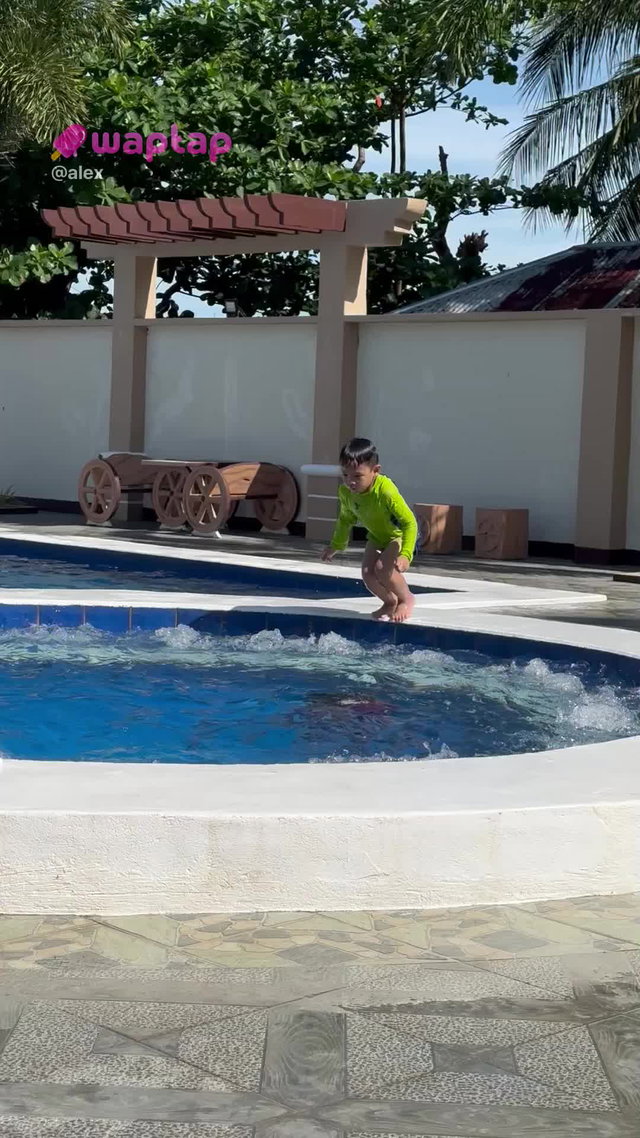 Skinny-dipping TikTok Porn